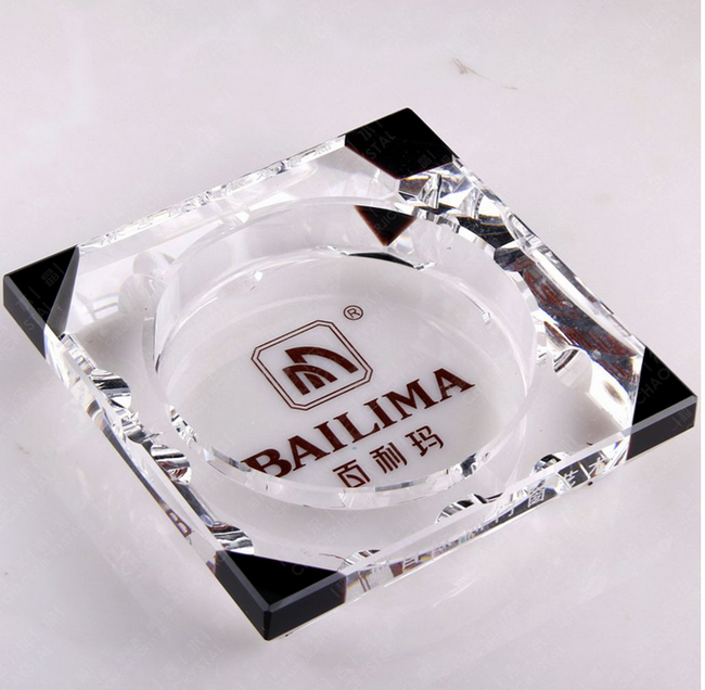 水晶煙灰缸